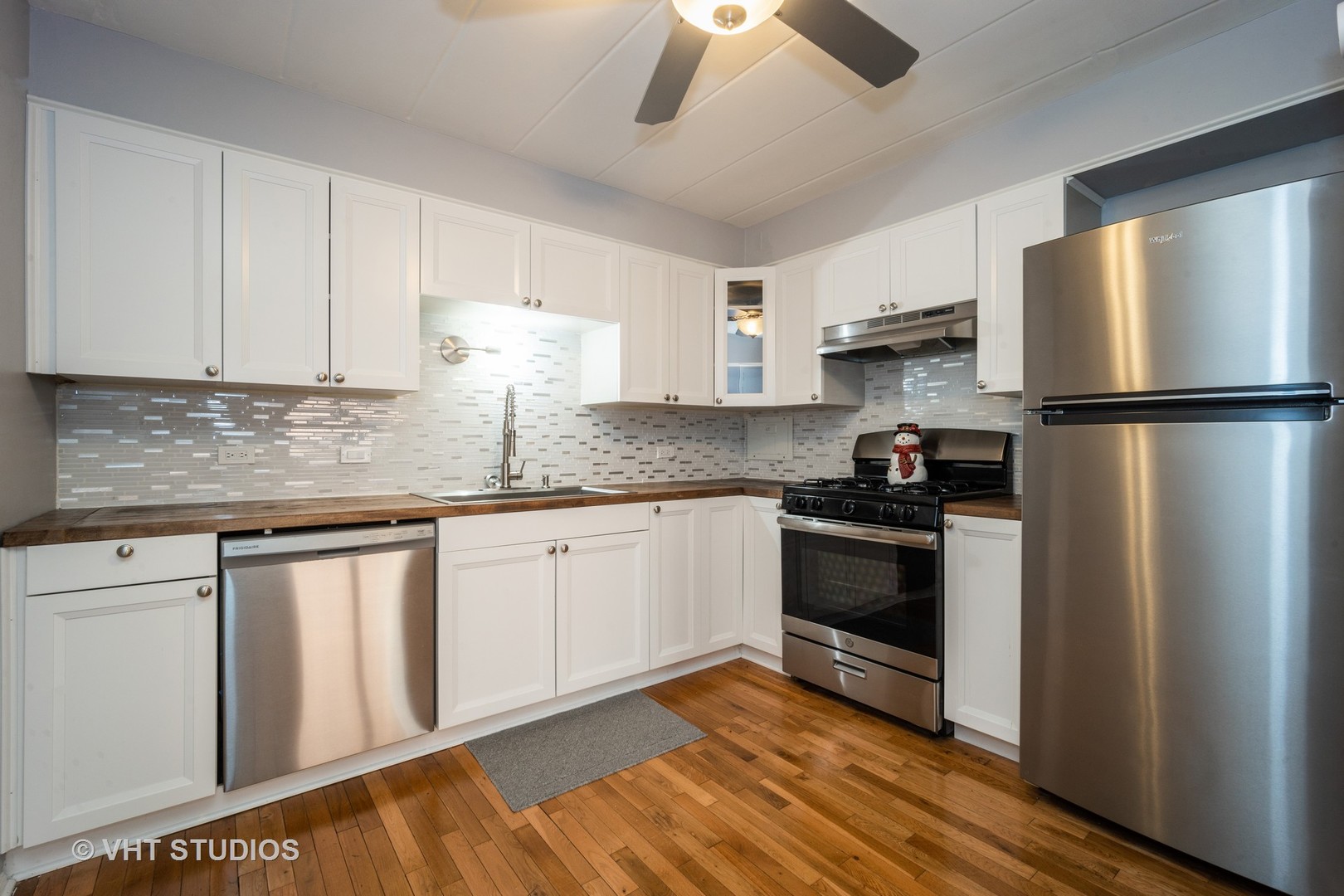 2818 Dundee Road, Unit 3A Northbrook, IL 60062 - Photo 4 of 12