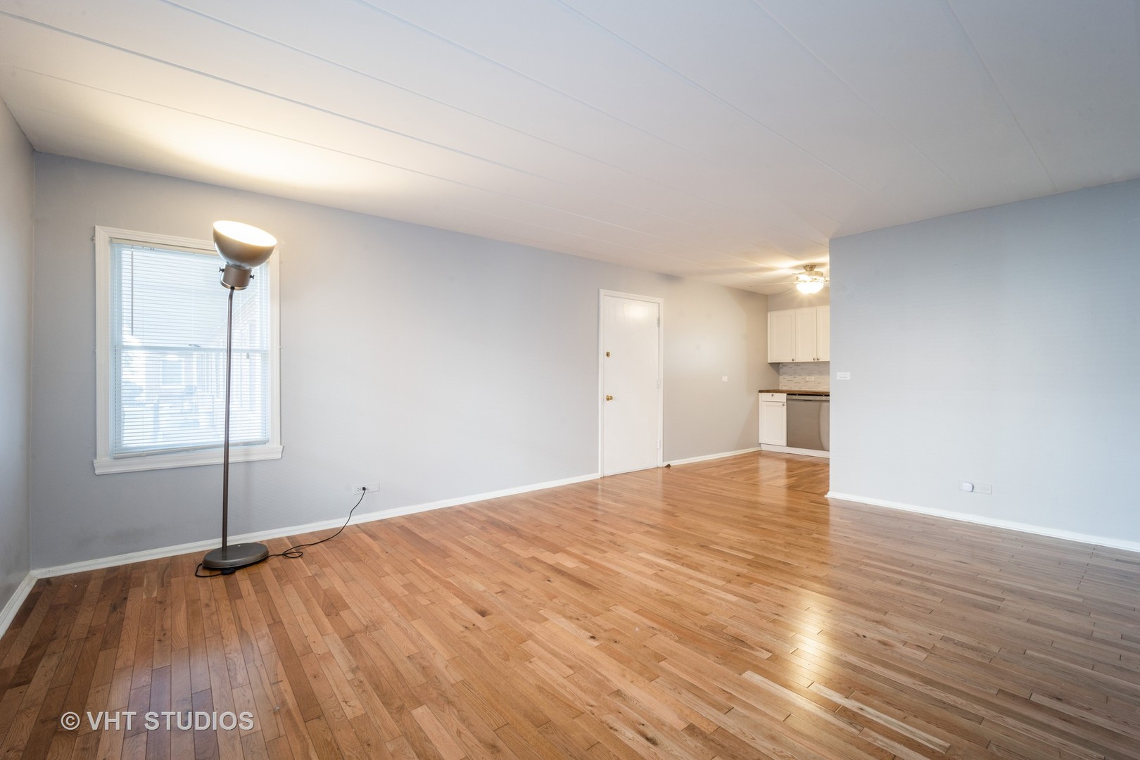 2818 Dundee Road, Unit 3A Northbrook, IL 60062 - Photo 7 of 12