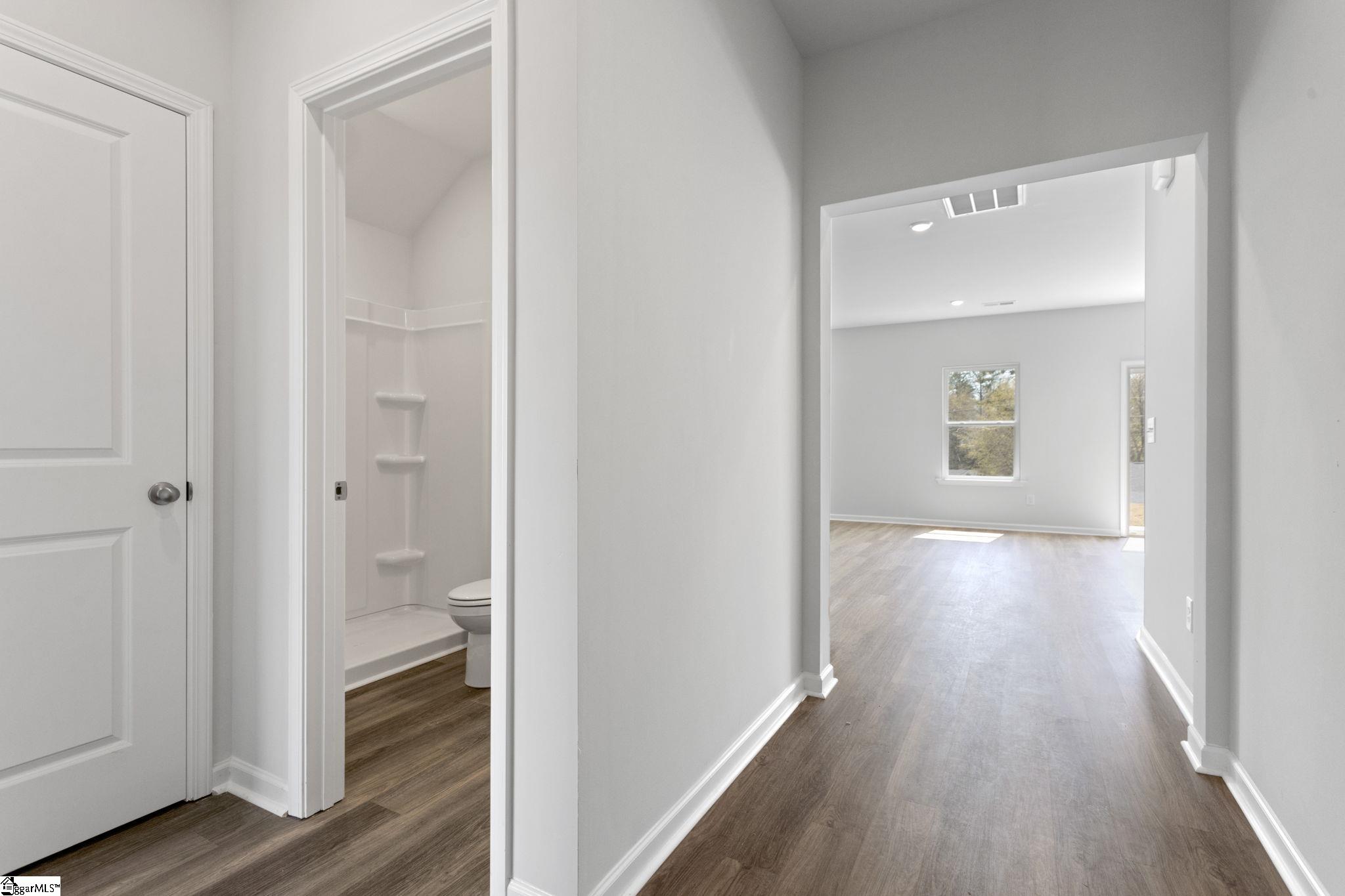 148 Cedar Shoals Easley, SC 29642 - Photo 4 of 37