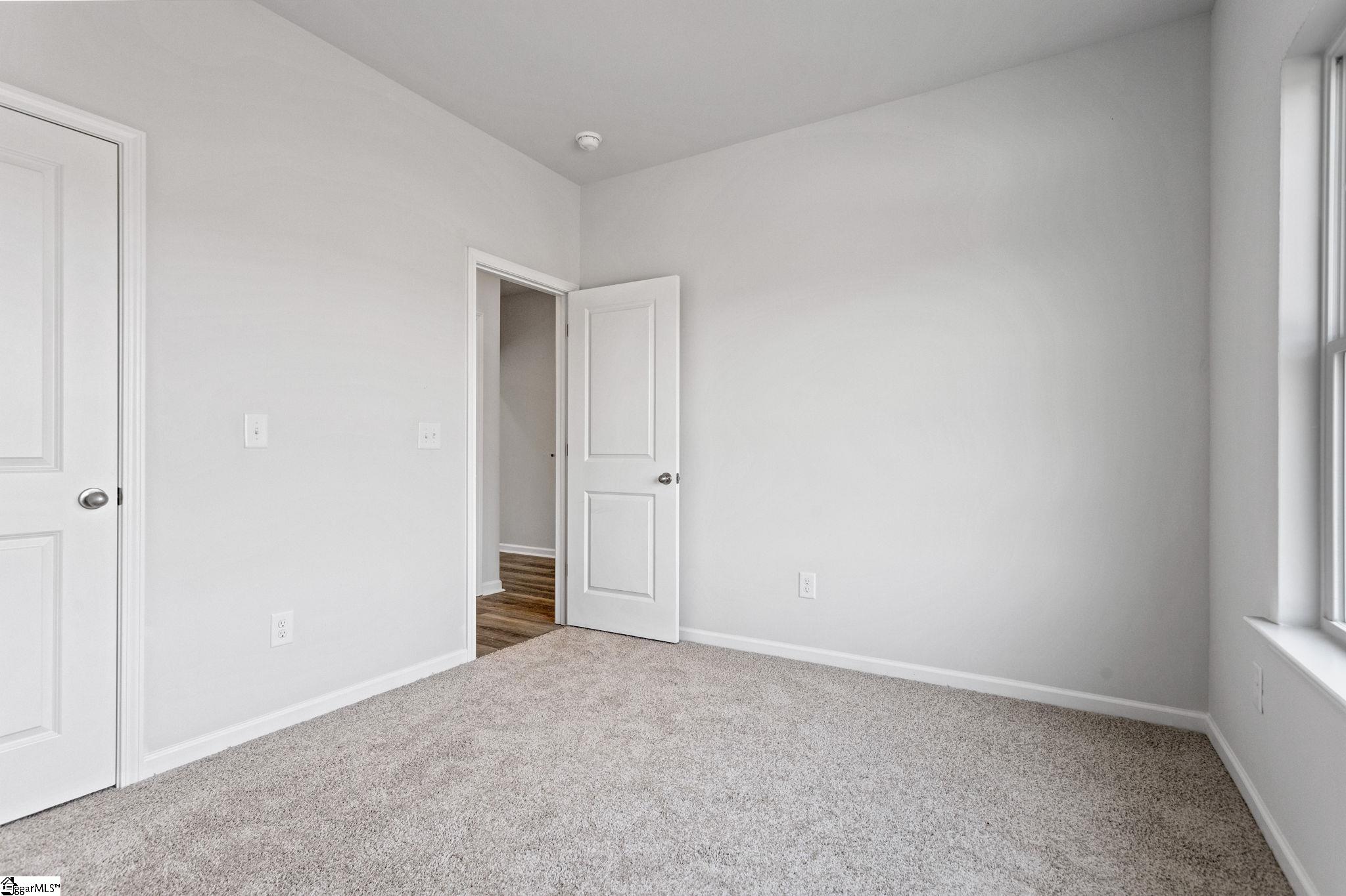 148 Cedar Shoals Easley, SC 29642 - Photo 7 of 37