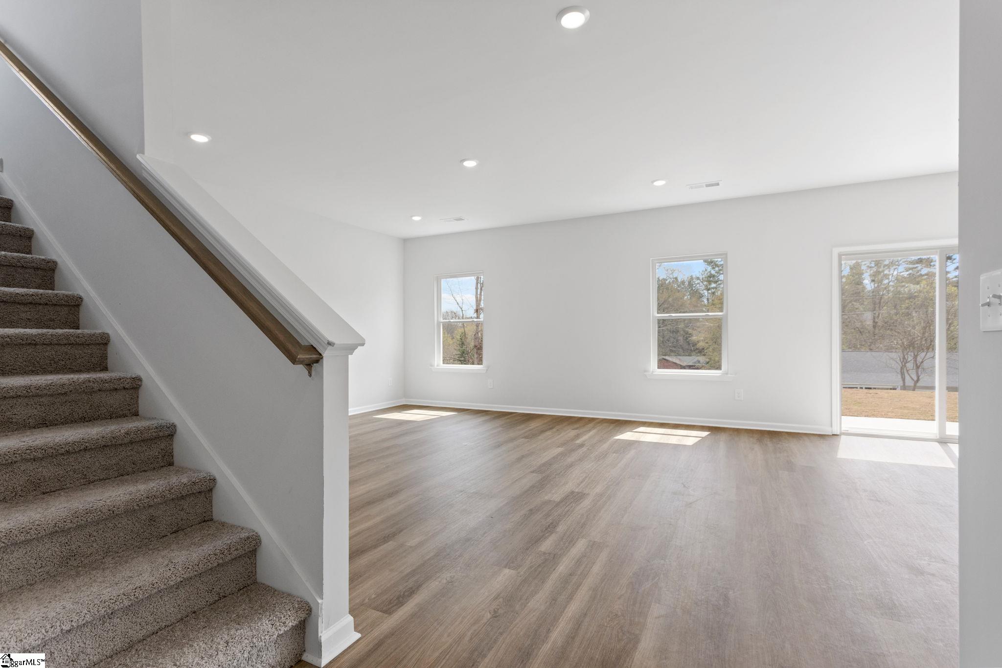 148 Cedar Shoals Easley, SC 29642 - Photo 8 of 37