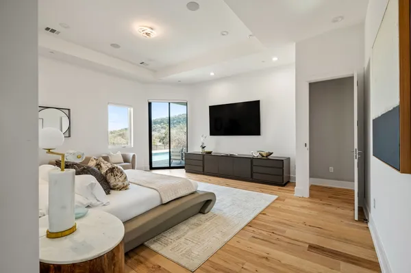 $3,340,000 | 909 Cypress Grove Drive, Austin, TX 78732