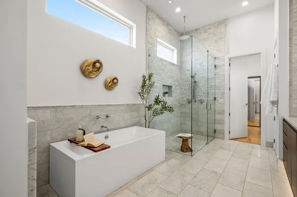 $3,340,000 | 909 Cypress Grove Drive, Austin, TX 78732