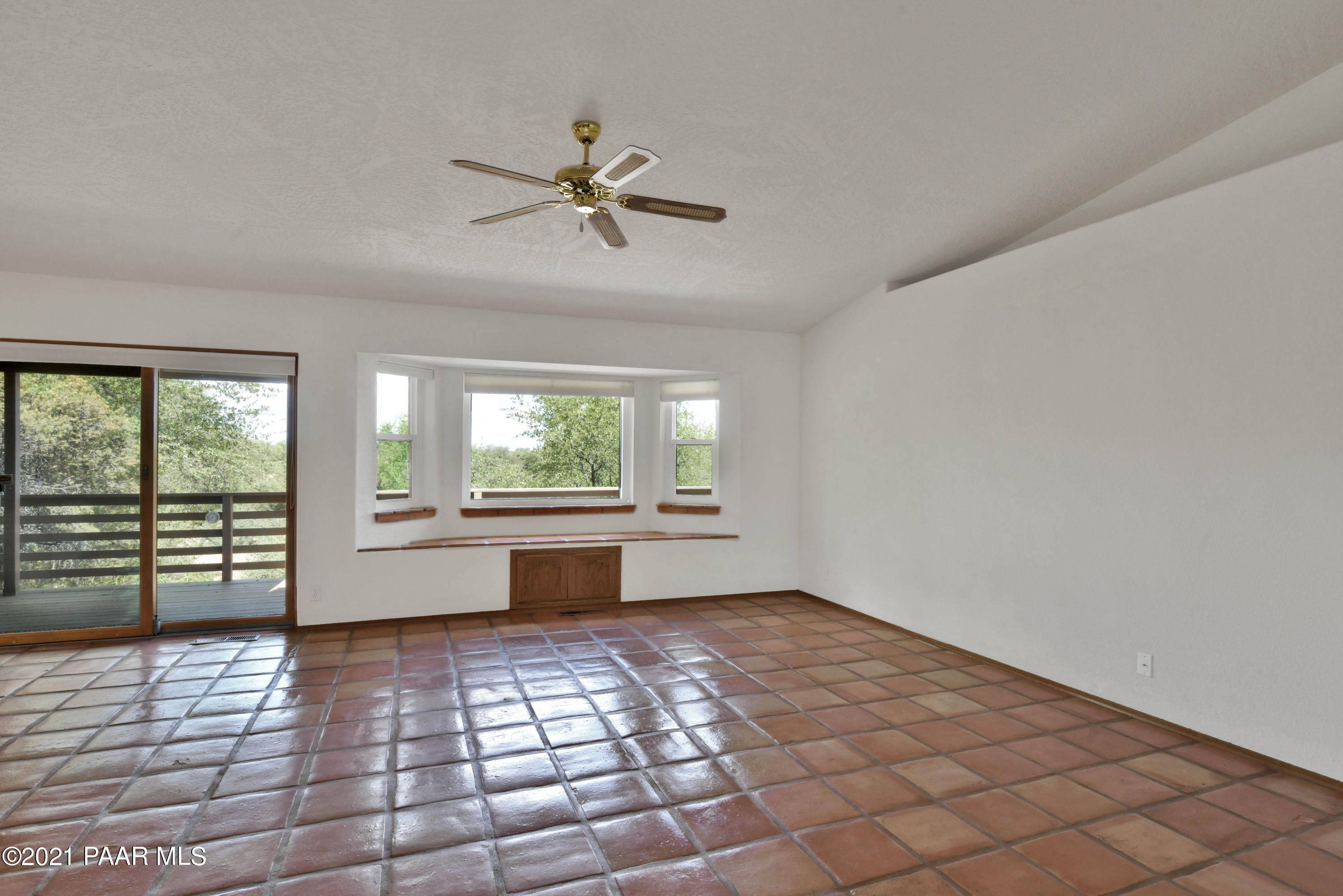 2800 West Bard Ranch Road Prescott, AZ 86305 - Photo 14 of 53 Family Room
