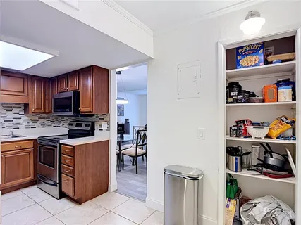 $240,000 | 4611 West North B Street, Unit 240, Tampa, FL 33609