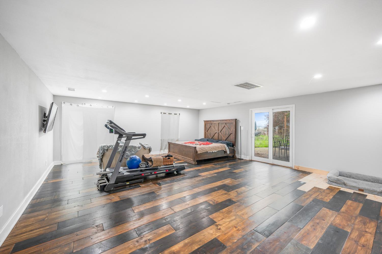 6789 North De Wolf Avenue Clovis, CA 93619 - Photo 22 of 54