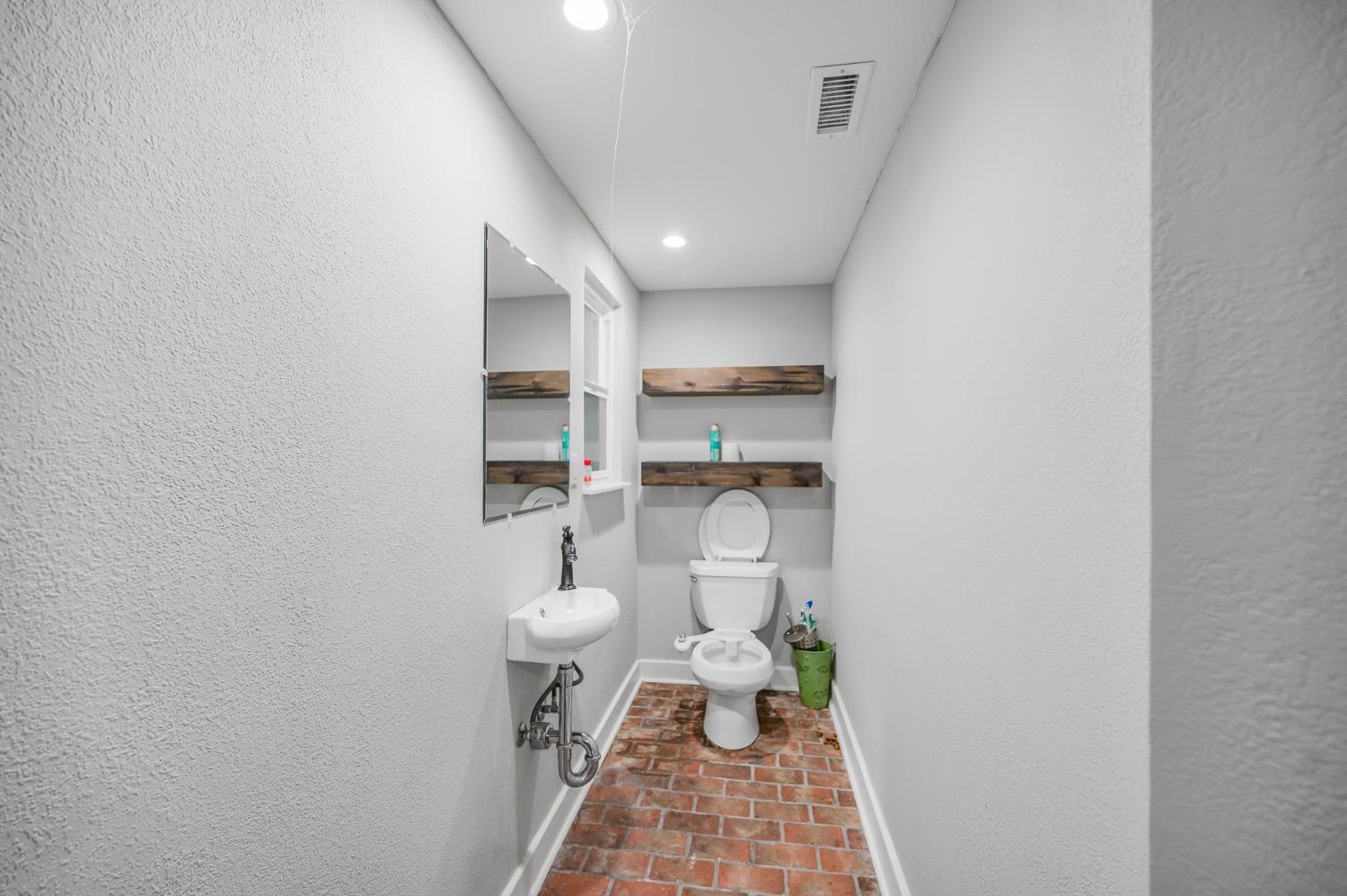 6789 North De Wolf Avenue Clovis, CA 93619 - Photo 24 of 54