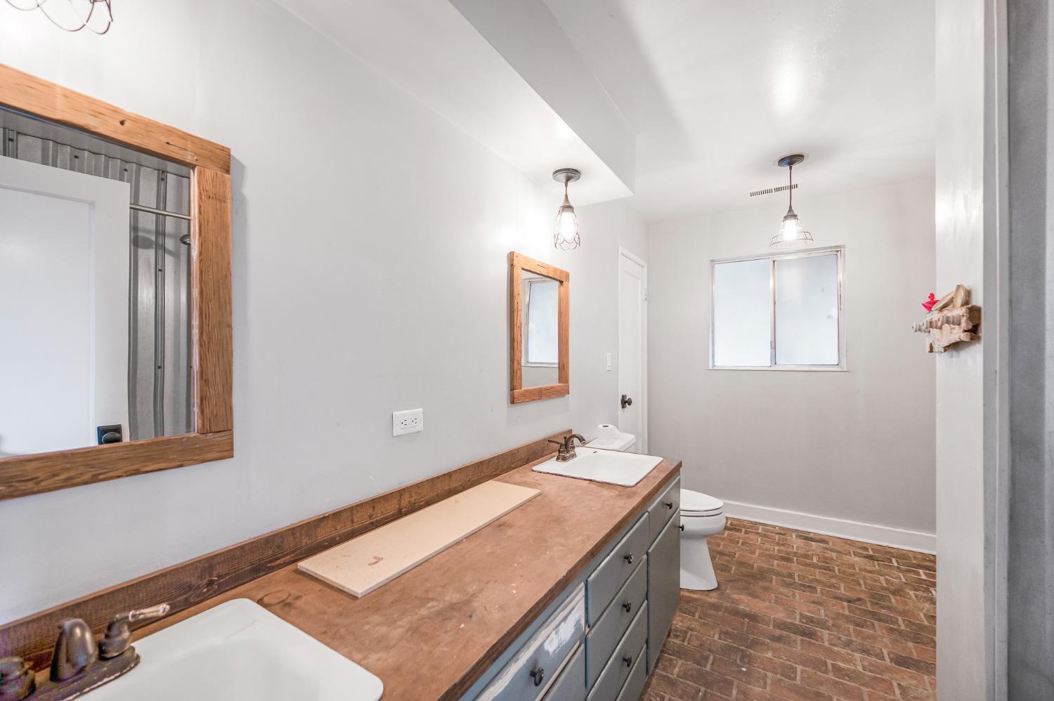 6789 North De Wolf Avenue Clovis, CA 93619 - Photo 25 of 54