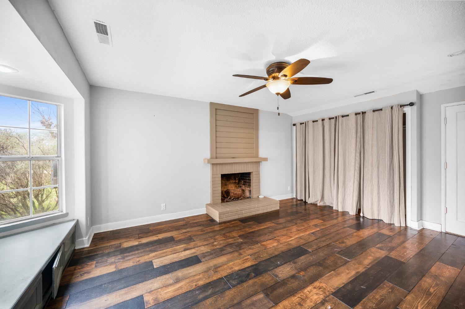 6789 North De Wolf Avenue Clovis, CA 93619 - Photo 29 of 54