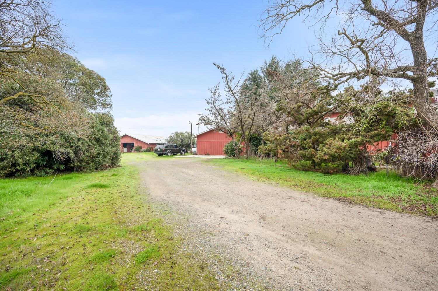 6789 North De Wolf Avenue Clovis, CA 93619 - Photo 35 of 54