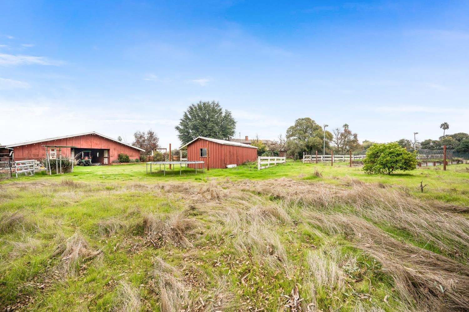 6789 North De Wolf Avenue Clovis, CA 93619 - Photo 40 of 54