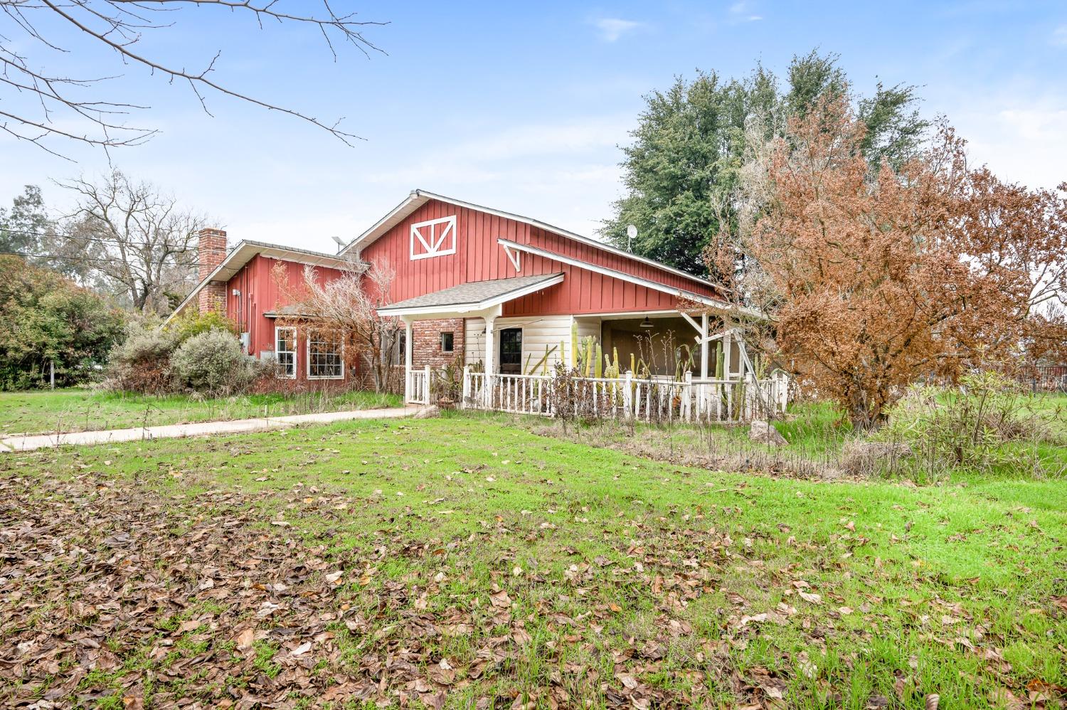 6789 North De Wolf Avenue Clovis, CA 93619 - Photo 4 of 54