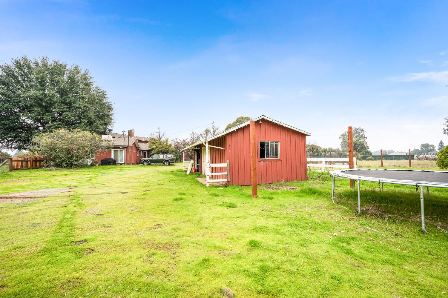 6789 North De Wolf Avenue Clovis, CA 93619 - Photo 42 of 54