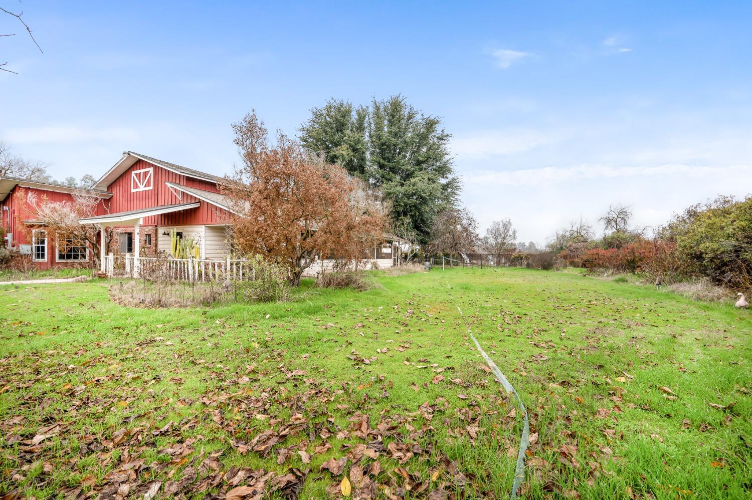 6789 North De Wolf Avenue Clovis, CA 93619 - Photo 5 of 54