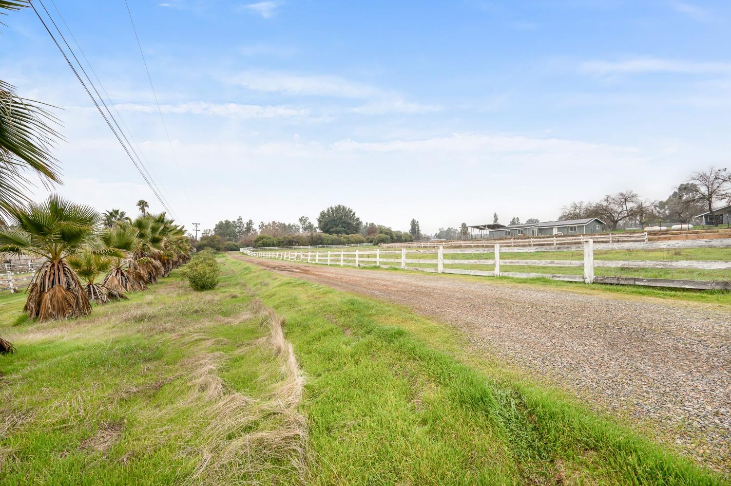 6789 North De Wolf Avenue Clovis, CA 93619 - Photo 52 of 54