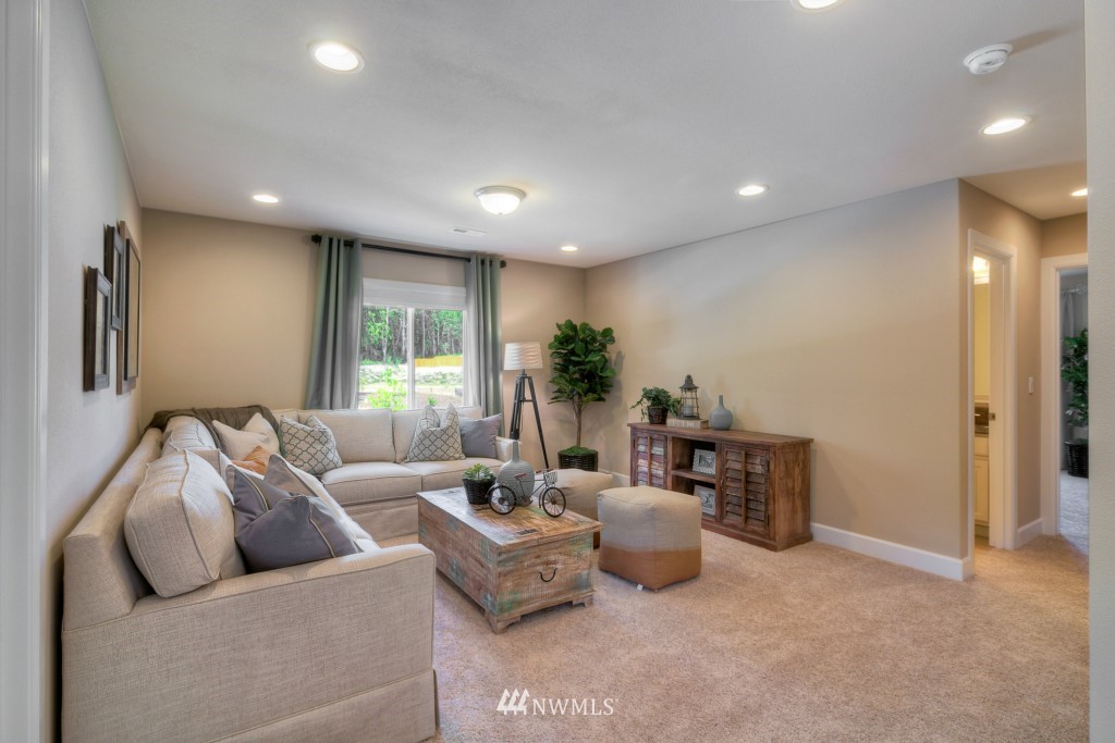 10158 Sentinel Loop Gig Harbor, WA 98332 - Photo 16 of 25