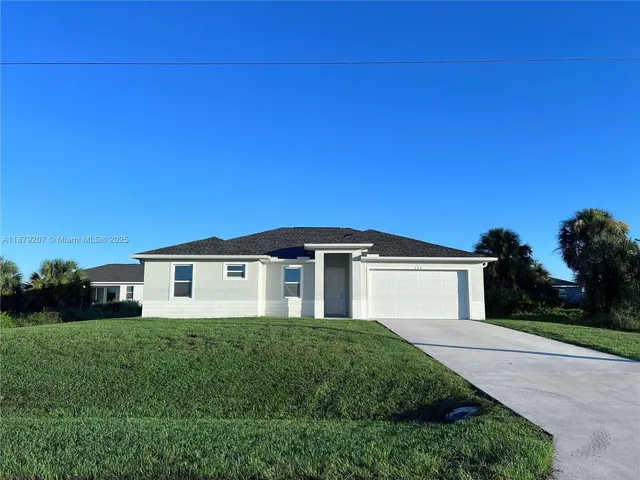 $289,900 | 324 Kansas Terrace, LaBelle, FL 33935