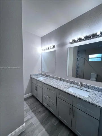 $289,900 | 324 Kansas Terrace, LaBelle, FL 33935