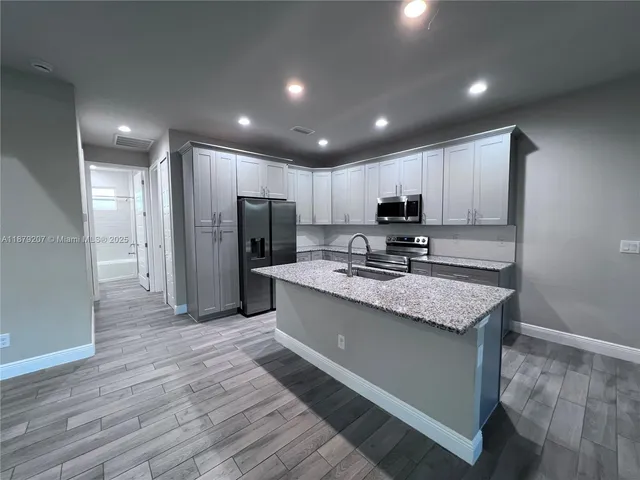 $289,900 | 324 Kansas Terrace, LaBelle, FL 33935