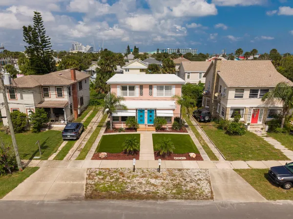 $529,999 | 517 Revilo Boulevard, Daytona Beach, FL 32118