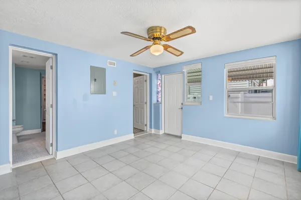 $529,999 | 517 Revilo Boulevard, Daytona Beach, FL 32118
