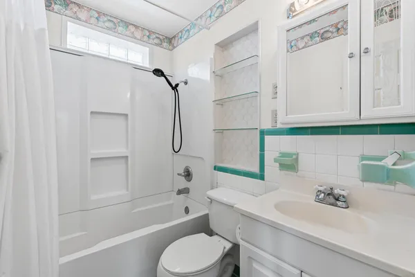 $529,999 | 517 Revilo Boulevard, Daytona Beach, FL 32118