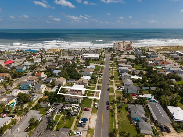 $529,999 | 517 Revilo Boulevard, Daytona Beach, FL 32118