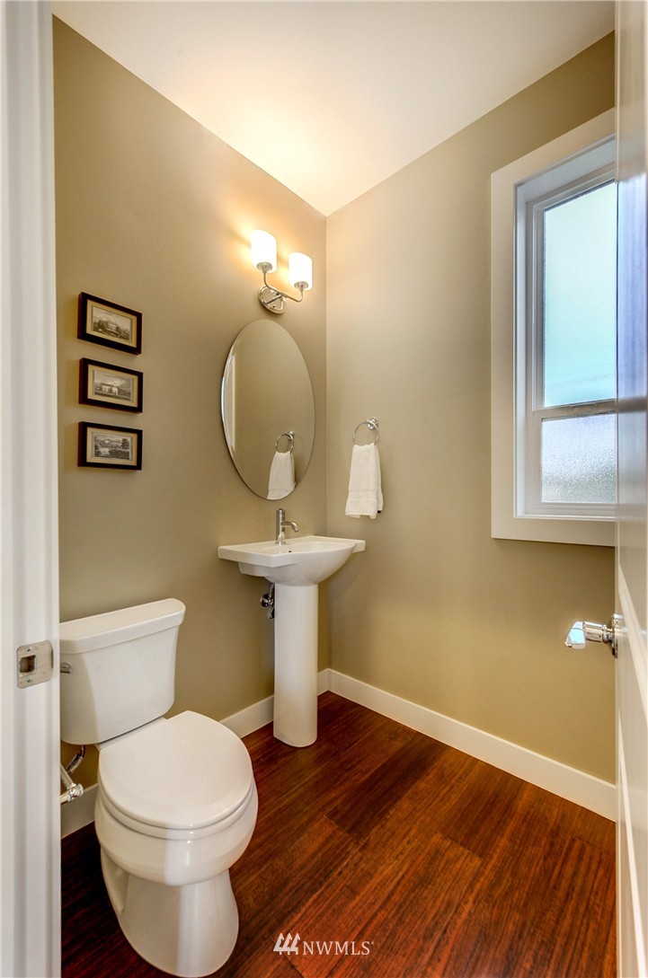 18635 108th Avenue Southeast Renton, WA 98055 - Photo 12 of 25 Gallery Image 12
