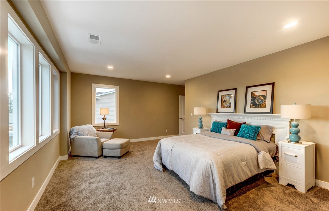 18635 108th Avenue Southeast Renton, WA 98055 - Photo 13 of 25 Gallery Image 13