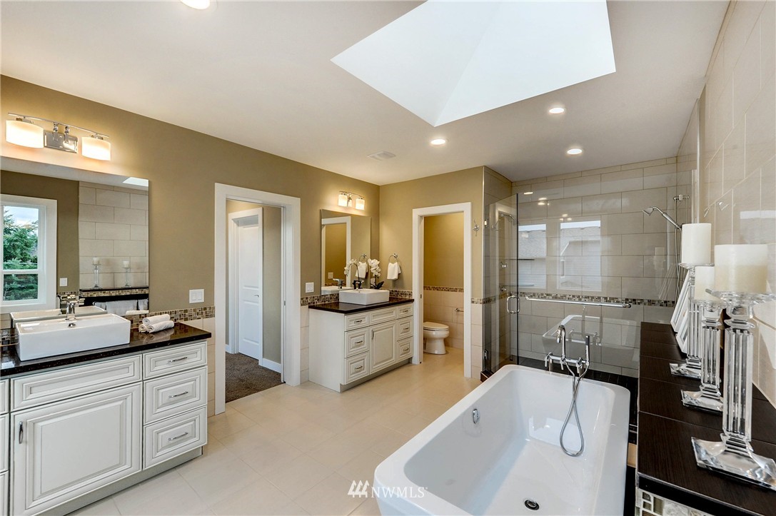 18635 108th Avenue Southeast Renton, WA 98055 - Photo 15 of 25 Gallery Image 15