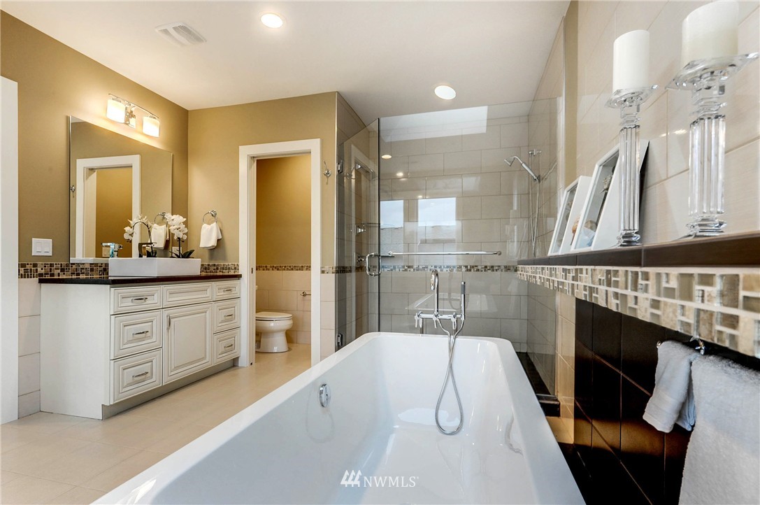 18635 108th Avenue Southeast Renton, WA 98055 - Photo 16 of 25 Gallery Image 16