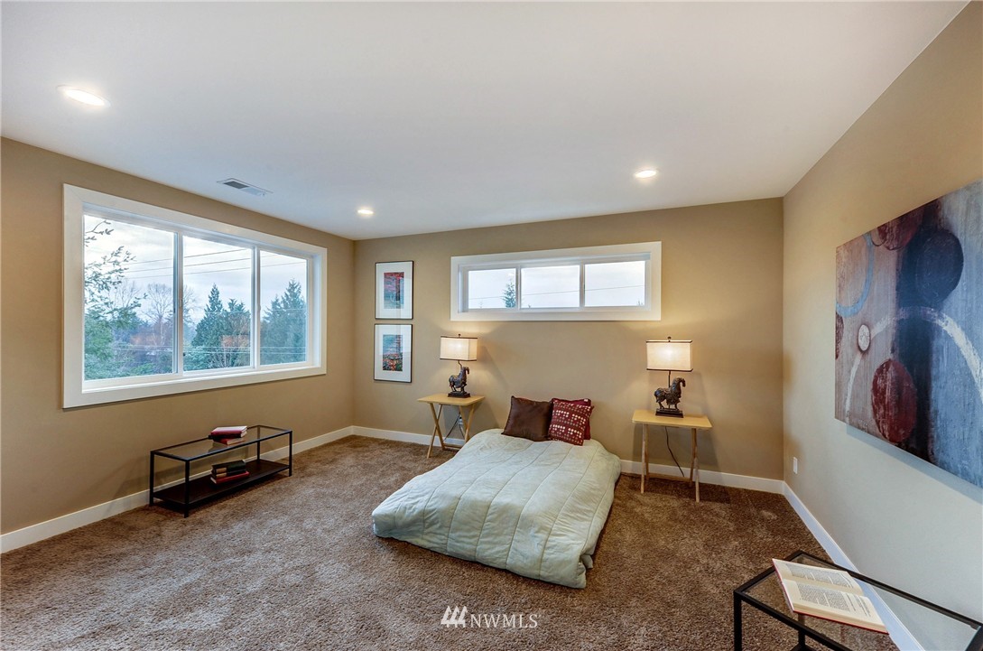 18635 108th Avenue Southeast Renton, WA 98055 - Photo 18 of 25 Gallery Image 18