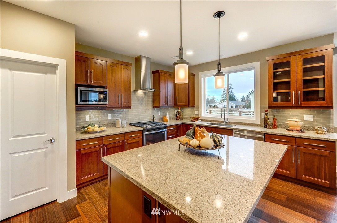 18635 108th Avenue Southeast Renton, WA 98055 - Photo 10 of 25 Gallery Image 10
