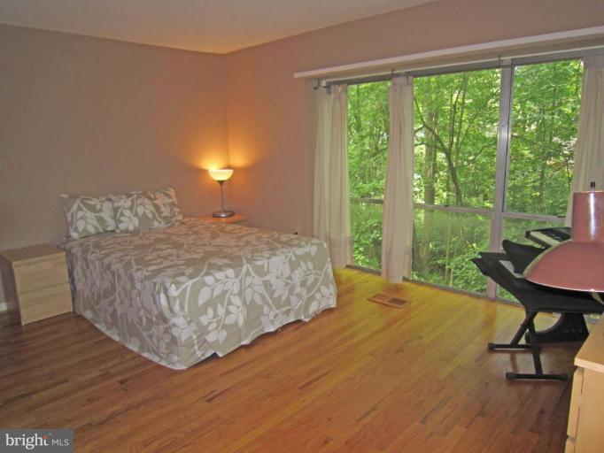 11499 Waterview Cluster Reston, VA 20190 - Photo 17 of 26 View of 2nd MBR