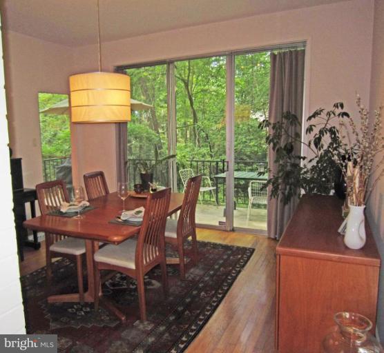 11499 Waterview Cluster Reston, VA 20190 - Photo 5 of 26 Dining Room