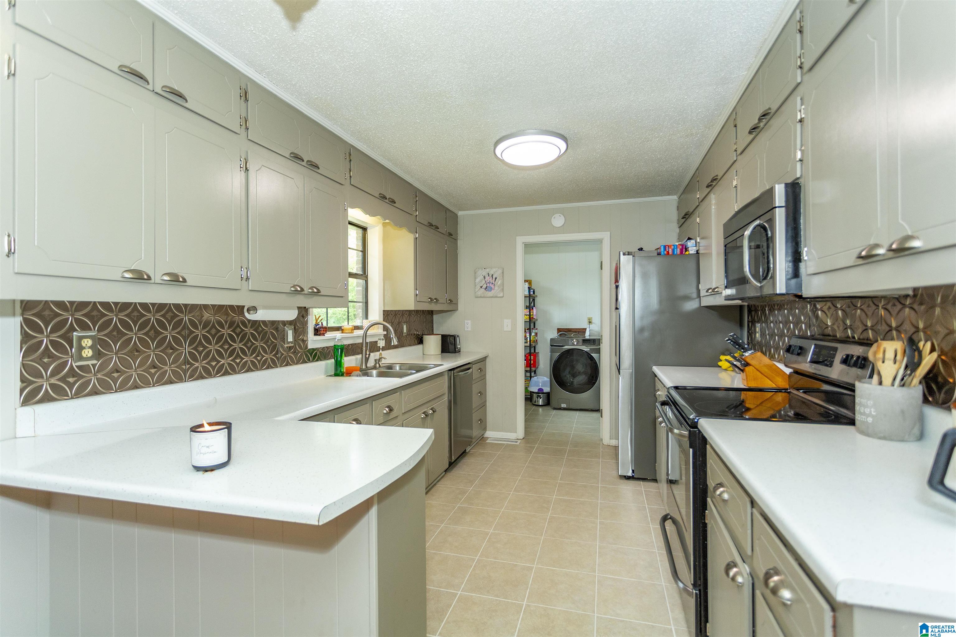 1564 Green Hills Road Ohatchee, AL 36271 - Photo 13 of 64