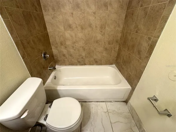 $1,300 | 1932 Lake Atriums Circle, Unit 67, Orlando, FL 32839