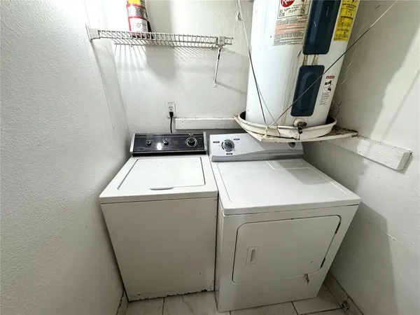 $1,300 | 1932 Lake Atriums Circle, Unit 67, Orlando, FL 32839