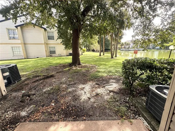 $1,300 | 1932 Lake Atriums Circle, Unit 67, Orlando, FL 32839