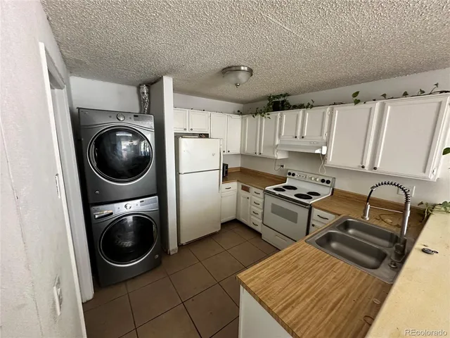 $145,000 | 17118 East Whitaker Drive, Unit D, Aurora, CO 80015