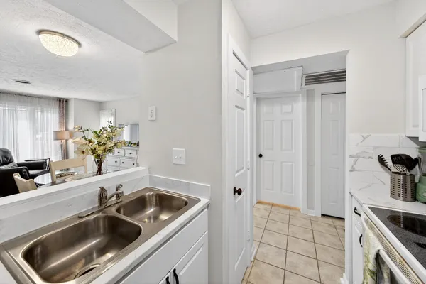 $165,000 | 4715 Cobblestone Drive, Unit 4A, Myrtle Beach, SC 29577