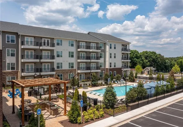 $1,877 | 2190 Northlake Parkway, Unit 2011, Tucker, GA 30084
