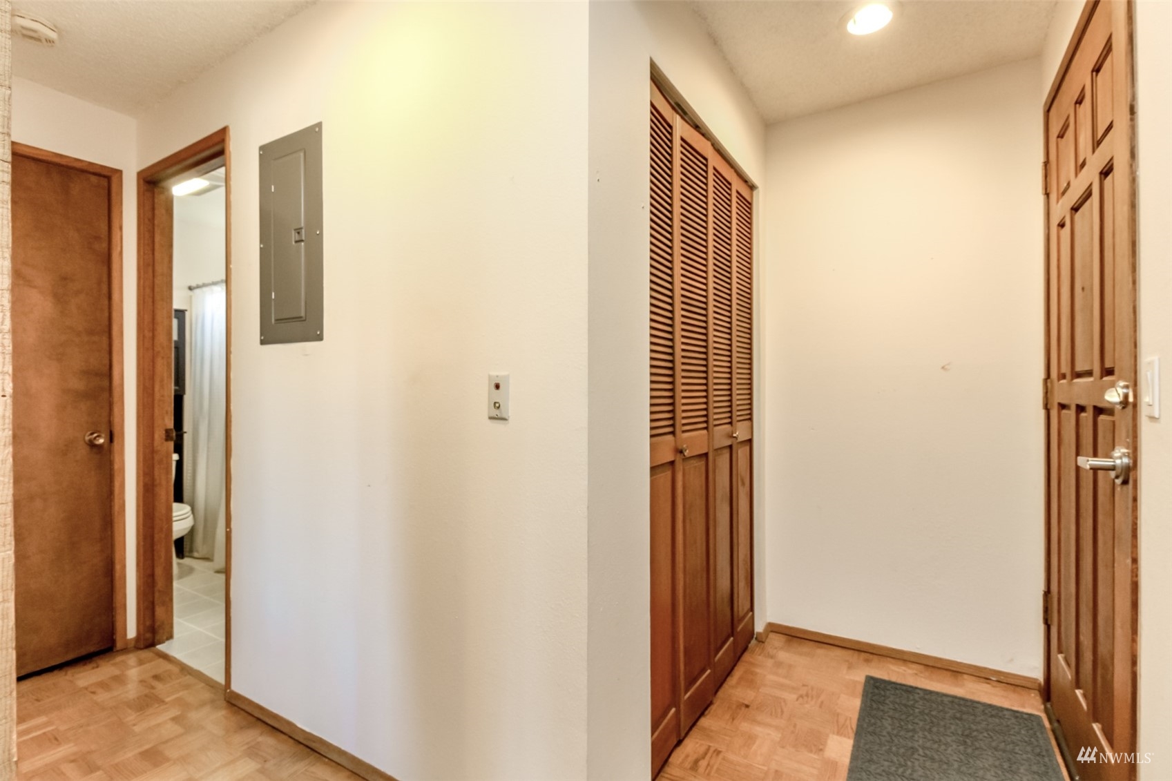7577 Old Redmond Road, Unit 15 Redmond, WA 98052 - Photo 15 of 39 Gallery Image 15