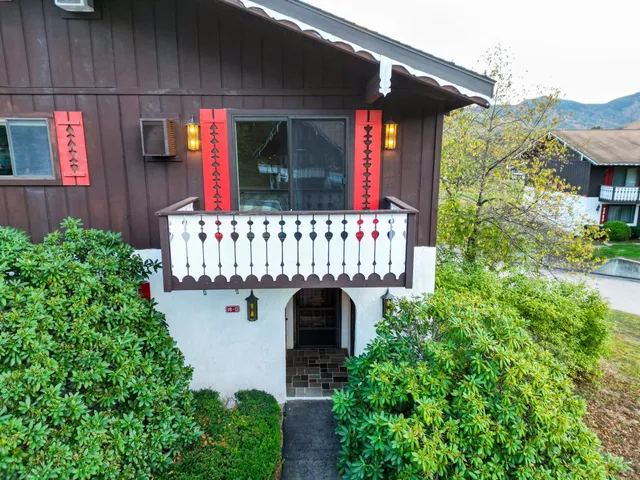 $450,000 | 18-12 Bunker Lane, Bartlett, NH 03838