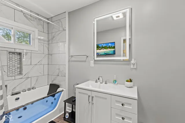 $649,000 | 7918 East 10th Street, Indianapolis, IN 46219