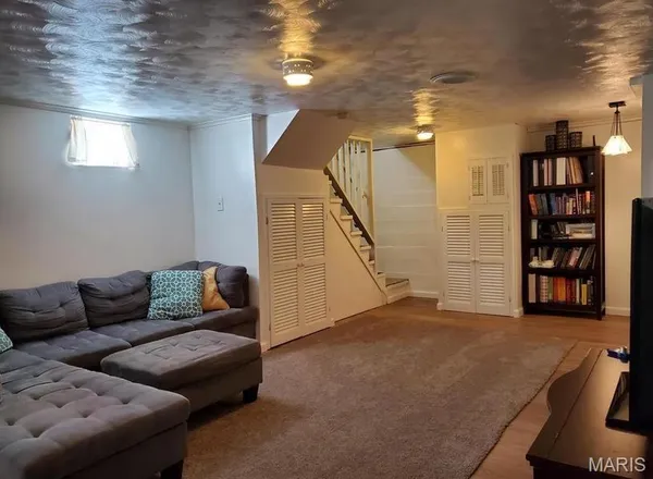 $2,550 | 2806 Hilldale Avenue, St. Louis, MO 63144