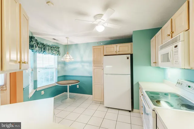 $425,000 | 16 Peppergrass Drive North, Mount Laurel, NJ 08054