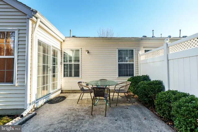 $425,000 | 16 Peppergrass Drive North, Mount Laurel, NJ 08054