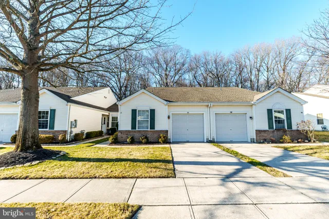 $425,000 | 16 Peppergrass Drive North, Mount Laurel, NJ 08054