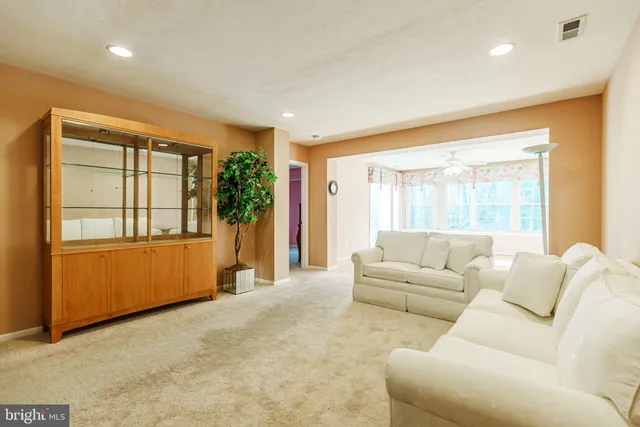 $425,000 | 16 Peppergrass Drive North, Mount Laurel, NJ 08054